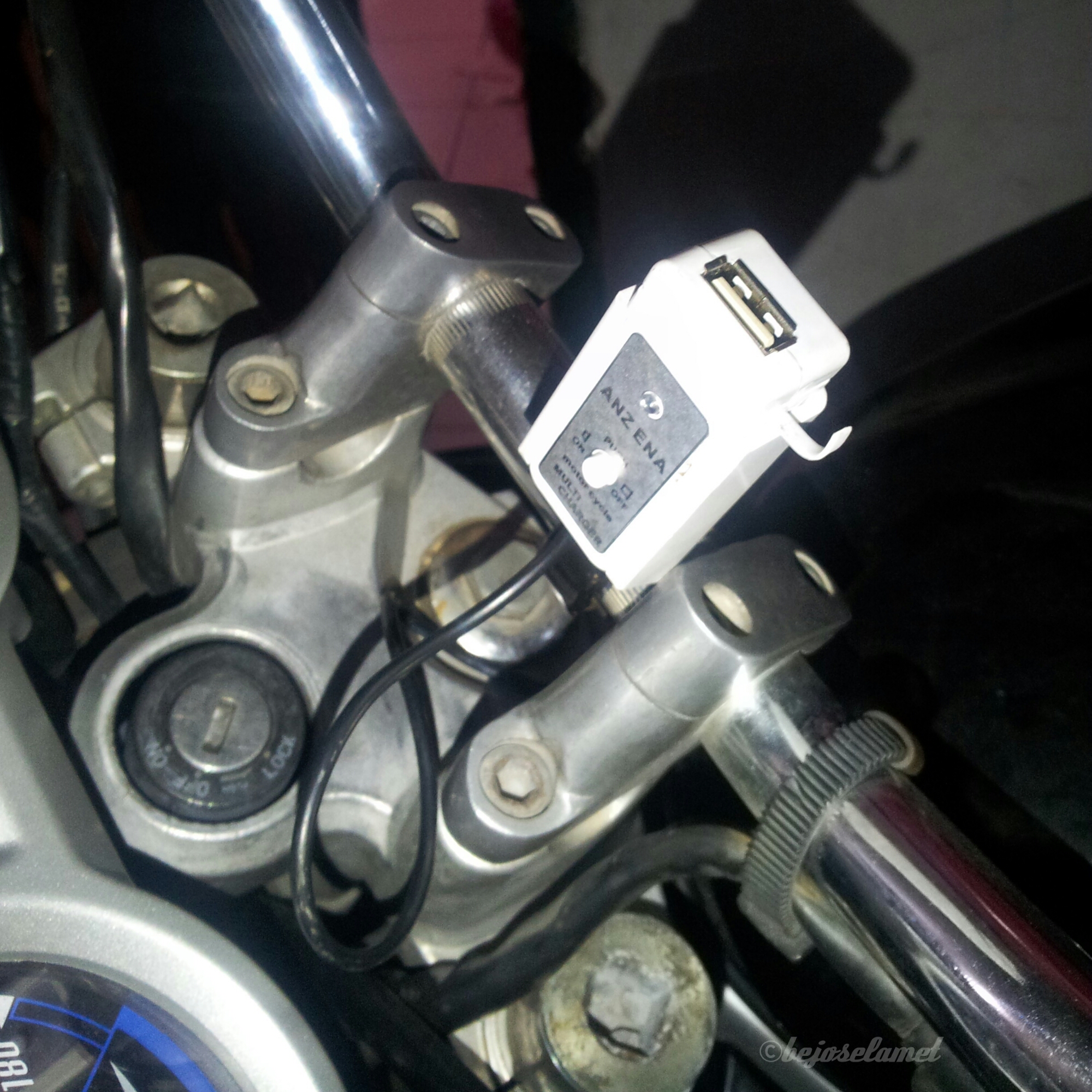 Review Charger Sepeda Motor Anzena Di Yamaha Vixion Amorphouz Blog